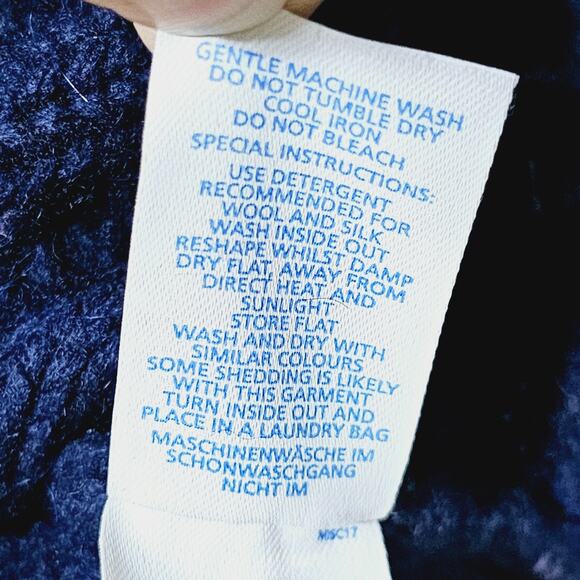 Boden Cable Knit Chunky Swester Women's Sz 8 Navy Black Wool/Alpaca/Mohair Blend - Picture 7 of 7